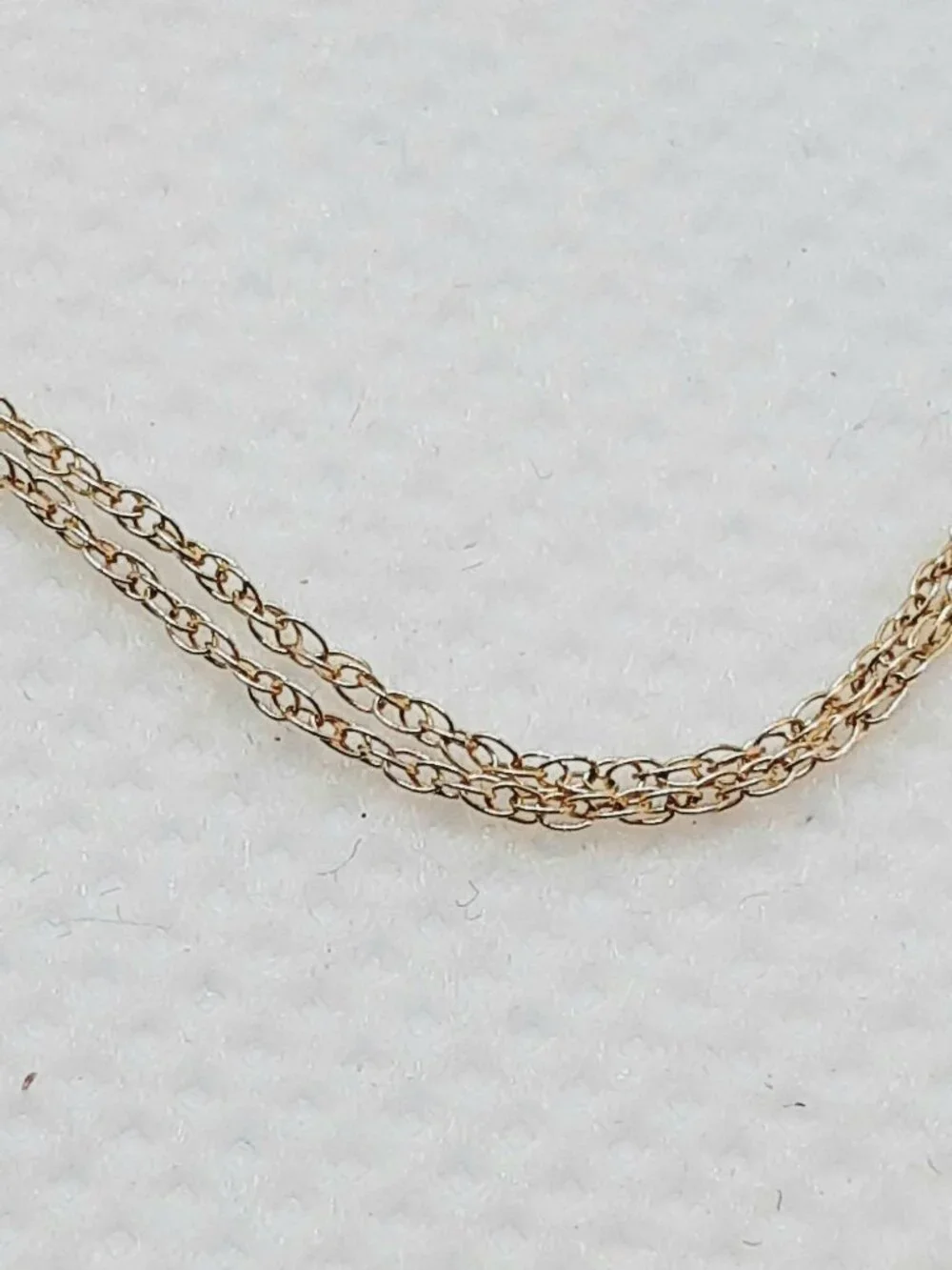 NEW 10 kt yellow gold cross with emerald stone - Picture 7 of 8